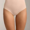2 culottes classiques taille moyenne invisibles en mélange de polyamide 2 culottes classiques taille moyenne invisibles en mélange de polyamide