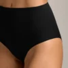 2 culottes classiques taille moyenne invisibles en mélange de polyamide 2 culottes classiques taille moyenne invisibles en mélange de polyamide