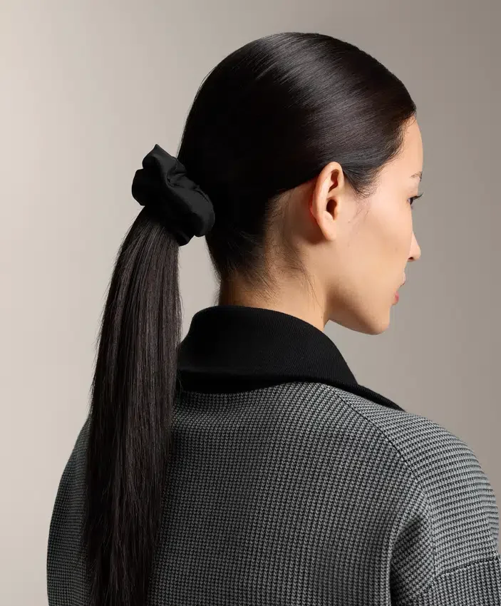 2 grands chouchous pour les cheveux 2 grands chouchous pour les cheveux