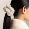 2 grands chouchous pour les cheveux 2 grands chouchous pour les cheveux