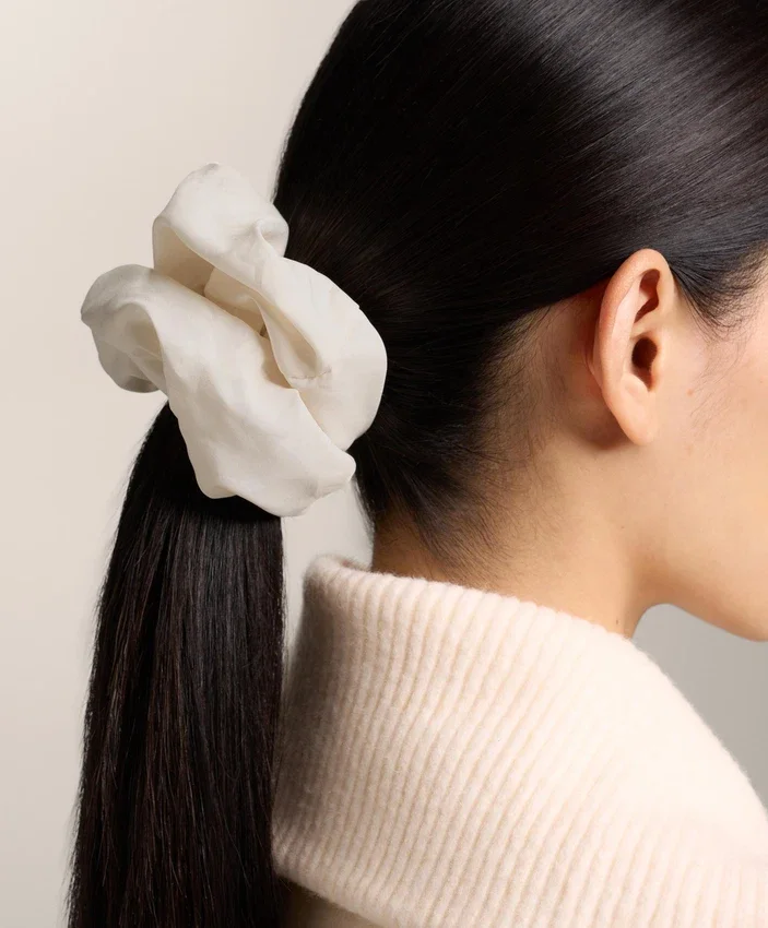 2 grands chouchous pour les cheveux 2 grands chouchous pour les cheveux