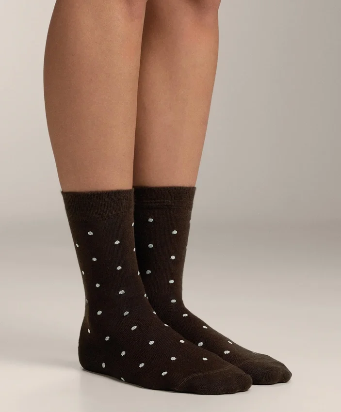 2 paires de chaussettes classiques 55 % modal, 10 % cachemire 2 paires de chaussettes classiques 55 % modal, 10 % cachemire