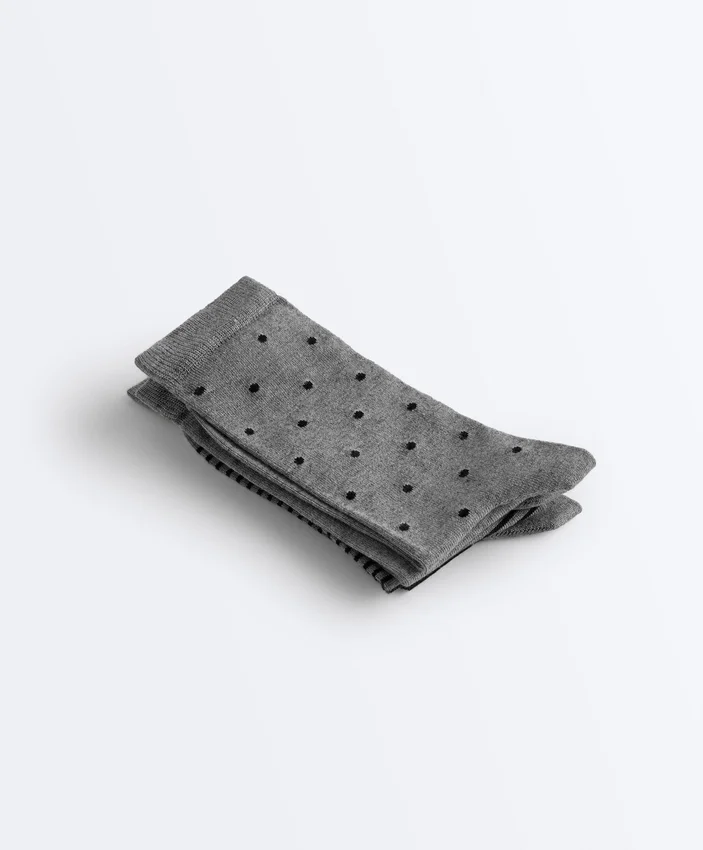 2 paires de chaussettes classiques 55 % modal, 10 % cachemire 2 paires de chaussettes classiques 55 % modal, 10 % cachemire