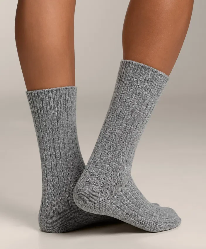 2 paires de chaussettes classiques à côtes 2 paires de chaussettes classiques à côtes