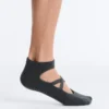 2 paires de chaussettes de yoga et de Pilates en coton mélangé avec sangles croisées 2 paires de chaussettes de yoga et de Pilates en coton mélangé avec sangles croisées