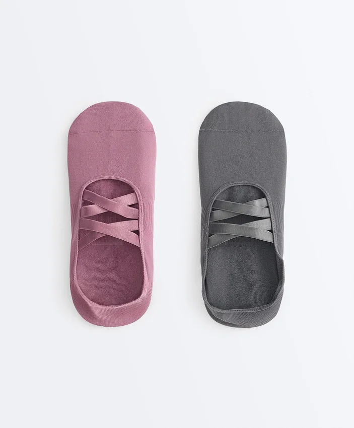2 paires de chaussettes invisibles en mélange de polyamide pour le yoga et le Pilates, avec doubles bandes élastiques 2 paires de chaussettes invisibles en mélange de polyamide pour le yoga et le Pilates, avec doubles bandes élastiques