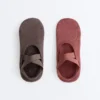 2 paires de chaussettes invisibles rembourrées en coton mélangé pour le yoga et le Pilates, avec bandes croisées 2 paires de chaussettes invisibles rembourrées en coton mélangé pour le yoga et le Pilates, avec bandes croisées