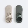 2 paires de chaussettes rembourrées en coton mélangé pour le yoga et le Pilates avec sangles croisées 2 paires de chaussettes rembourrées en coton mélangé pour le yoga et le Pilates avec sangles croisées