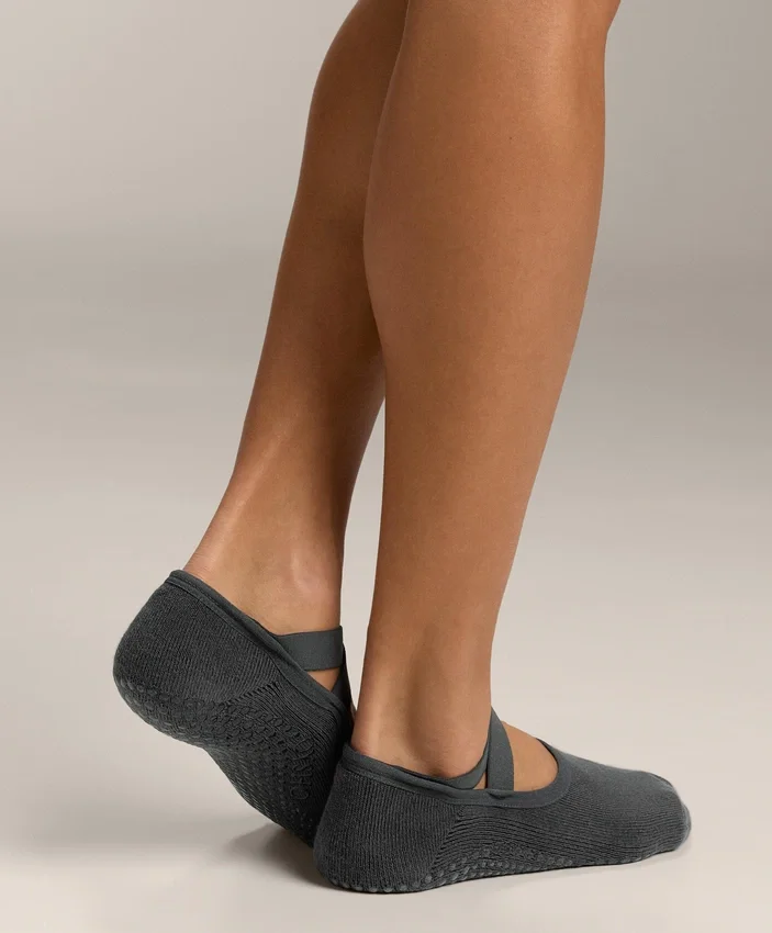 2 paires de chaussettes rembourrées en coton mélangé pour le yoga et le Pilates avec sangles croisées 2 paires de chaussettes rembourrées en coton mélangé pour le yoga et le Pilates avec sangles croisées