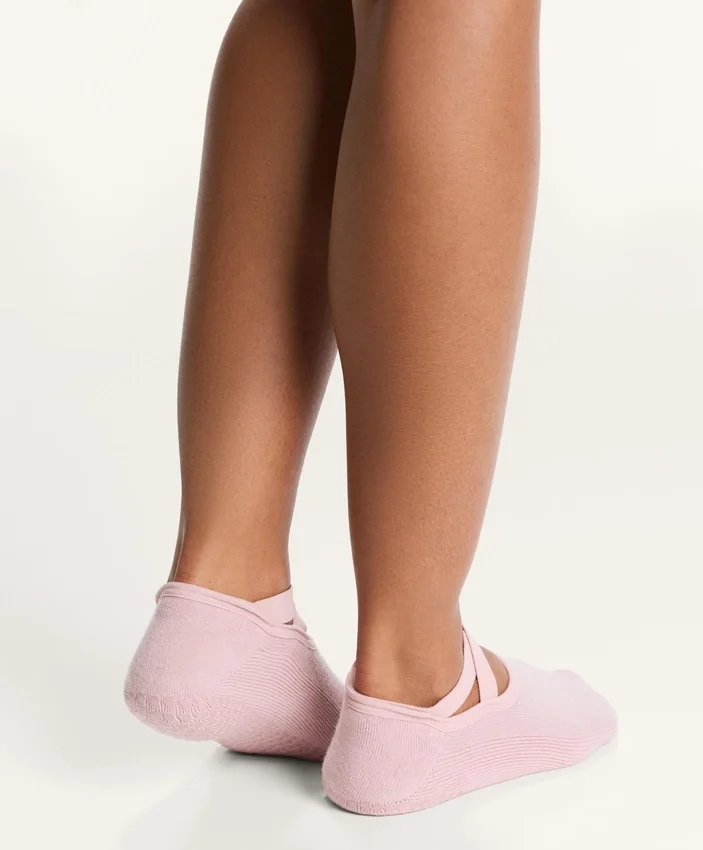 2 paires de chaussettes rembourrées en coton mélangé pour le yoga et le Pilates avec sangles croisées 2 paires de chaussettes rembourrées en coton mélangé pour le yoga et le Pilates avec sangles croisées