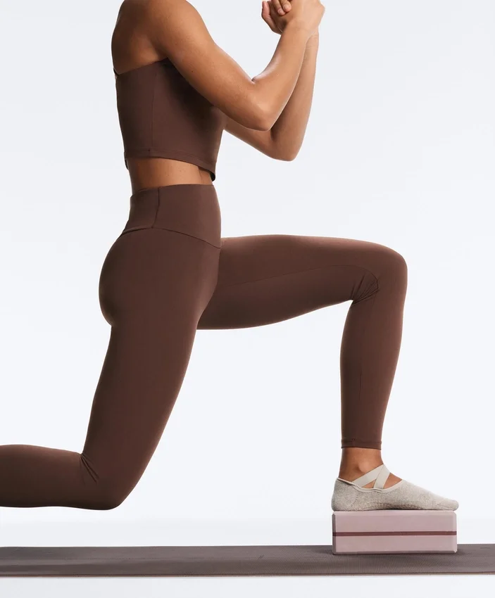 2 paires de chaussettes rembourrées en coton mélangé pour le yoga et le Pilates avec sangles croisées 2 paires de chaussettes rembourrées en coton mélangé pour le yoga et le Pilates avec sangles croisées