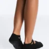 2 paires de chaussettes rembourrées en coton mélangé pour le yoga et le Pilates avec sangles croisées 2 paires de chaussettes rembourrées en coton mélangé pour le yoga et le Pilates avec sangles croisées
