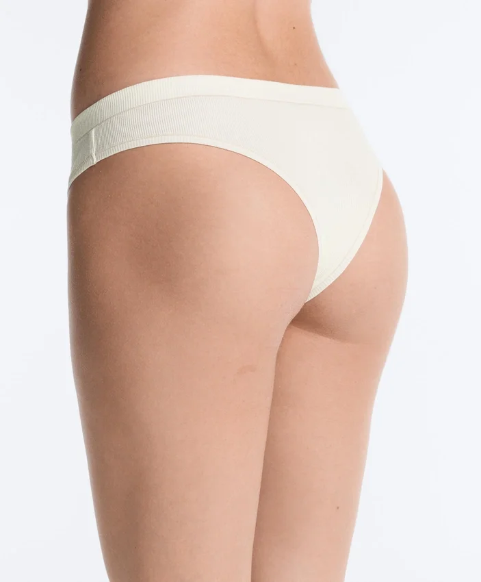 3 culottes brésiliennes en coton côtelé 3 culottes brésiliennes en coton côtelé