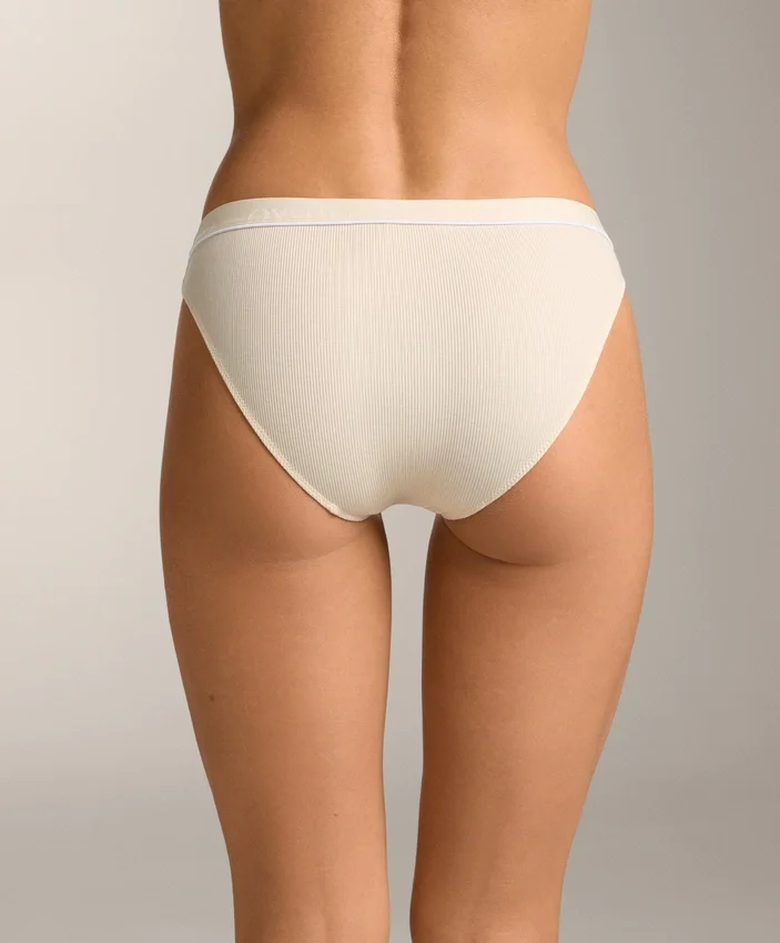 3 culottes classiques en coton mélangé à côtes 3 culottes classiques en coton mélangé à côtes