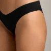 3 culottes de bain classiques en mélange de polyamide sans coutures et à découpe en V 3 culottes de bain classiques en mélange de polyamide sans coutures et à découpe en V