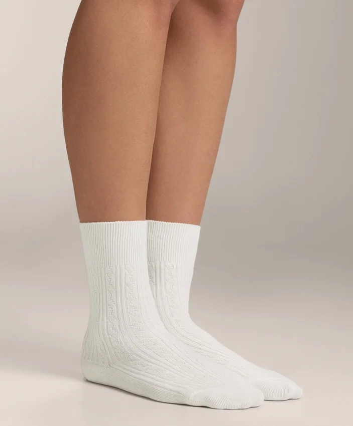 3 paires de chaussettes classiques en mélange de coton 3 paires de chaussettes classiques en mélange de coton