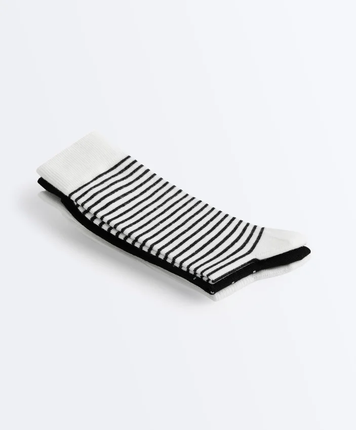 3 paires de chaussettes classiques en mélange de coton 3 paires de chaussettes classiques en mélange de coton