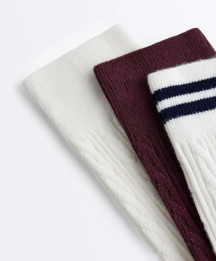 3 paires de chaussettes classiques en mélange de coton 3 paires de chaussettes classiques en mélange de coton