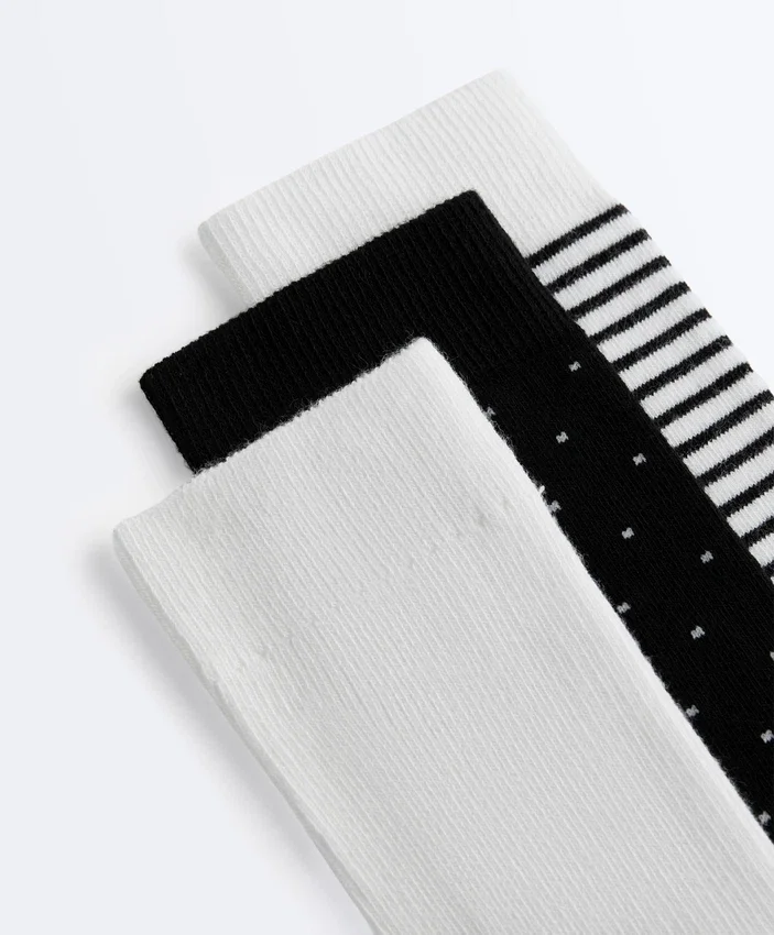 3 paires de chaussettes classiques en mélange de coton 3 paires de chaussettes classiques en mélange de coton