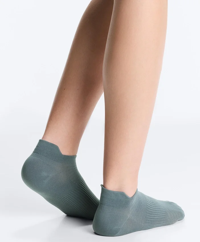 3 paires de chaussettes de sport en mélange de polyamide avec languette au talon 3 paires de chaussettes de sport en mélange de polyamide avec languette au talon