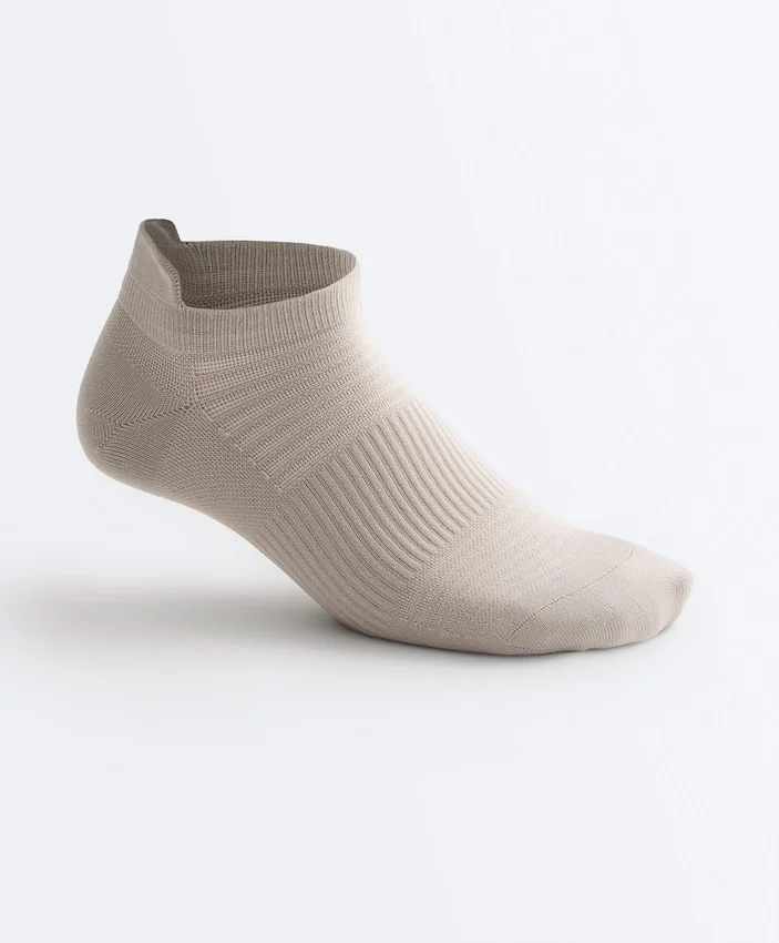 3 paires de chaussettes de sport en mélange de polyamide avec languette au talon 3 paires de chaussettes de sport en mélange de polyamide avec languette au talon