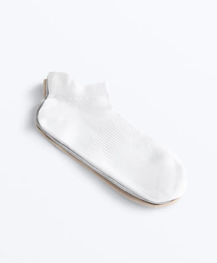 3 paires de chaussettes de sport en mélange de polyamide avec languette au talon 3 paires de chaussettes de sport en mélange de polyamide avec languette au talon