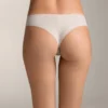 5 culottes brésiliennes en mélange de polyamide découpées au laser 5 culottes brésiliennes en mélange de polyamide découpées au laser