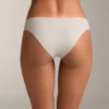 5 culottes classiques invisibles en mélange de polyamide avec coupe en V 5 culottes classiques invisibles en mélange de polyamide avec coupe en V