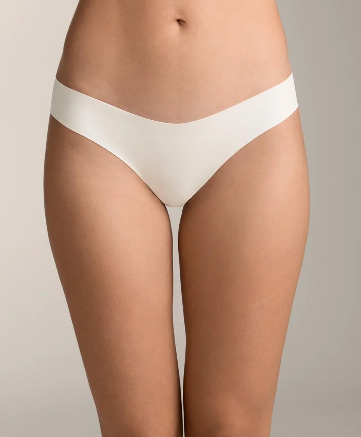 5 culottes de bikinis classiques en mélange de polyamide avec coupe en U 5 culottes de bikinis classiques en mélange de polyamide avec coupe en U
