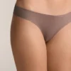 5 culottes de bikinis classiques en mélange de polyamide avec coupe en U 5 culottes de bikinis classiques en mélange de polyamide avec coupe en U