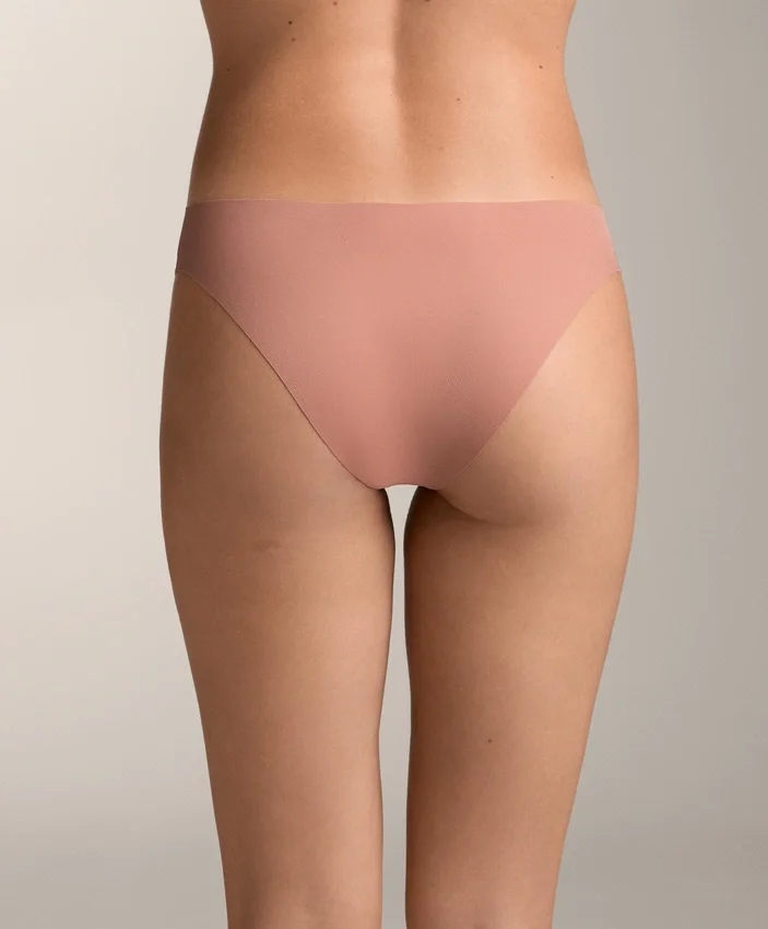 5 culottes de bikinis classiques en mélange de polyamide avec coupe en U 5 culottes de bikinis classiques en mélange de polyamide avec coupe en U