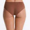 5 culottes taille basse invisibles en mélange de polyamide découpées au laser 5 culottes taille basse invisibles en mélange de polyamide découpées au laser