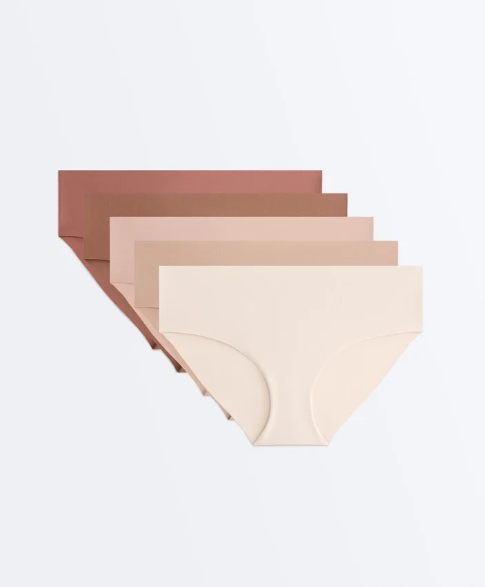 5 culottes taille basse invisibles en mélange de polyamide Pantone™ 5 culottes taille basse invisibles en mélange de polyamide Pantone™