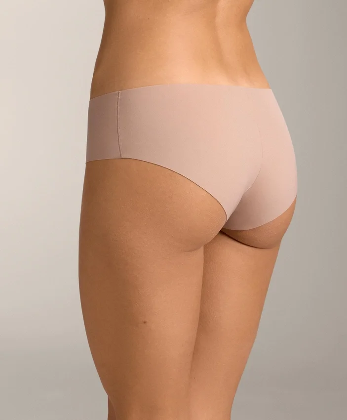 5 culottes taille basse invisibles en mélange de polyamide Pantone™ 5 culottes taille basse invisibles en mélange de polyamide Pantone™
