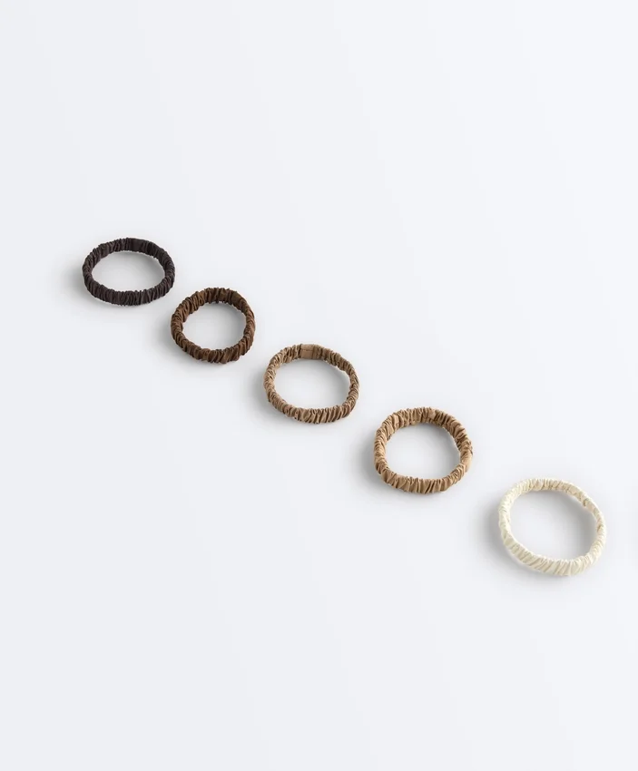 5 élastiques pour les accessoires cheveux 5 élastiques pour les accessoires cheveux