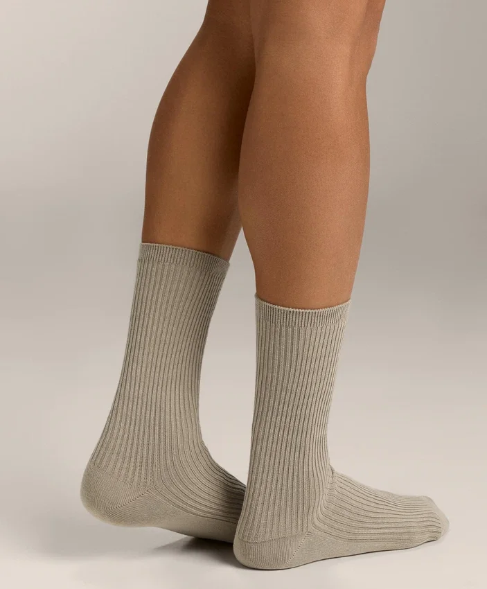5 paires de chaussettes classiques en mélange de coton 5 paires de chaussettes classiques en mélange de coton
