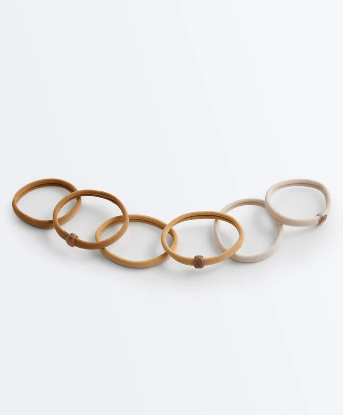 6 élastiques pour les accessoires cheveux 6 élastiques pour les accessoires cheveux