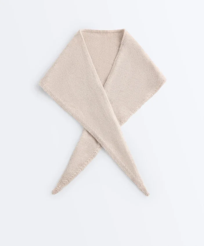Bandanas en tricot 90 % laine, 10 % cachemire Bandanas en tricot 90 % laine, 10 % cachemire