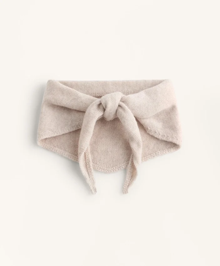 Bandanas en tricot 90 % laine, 10 % cachemire Bandanas en tricot 90 % laine, 10 % cachemire