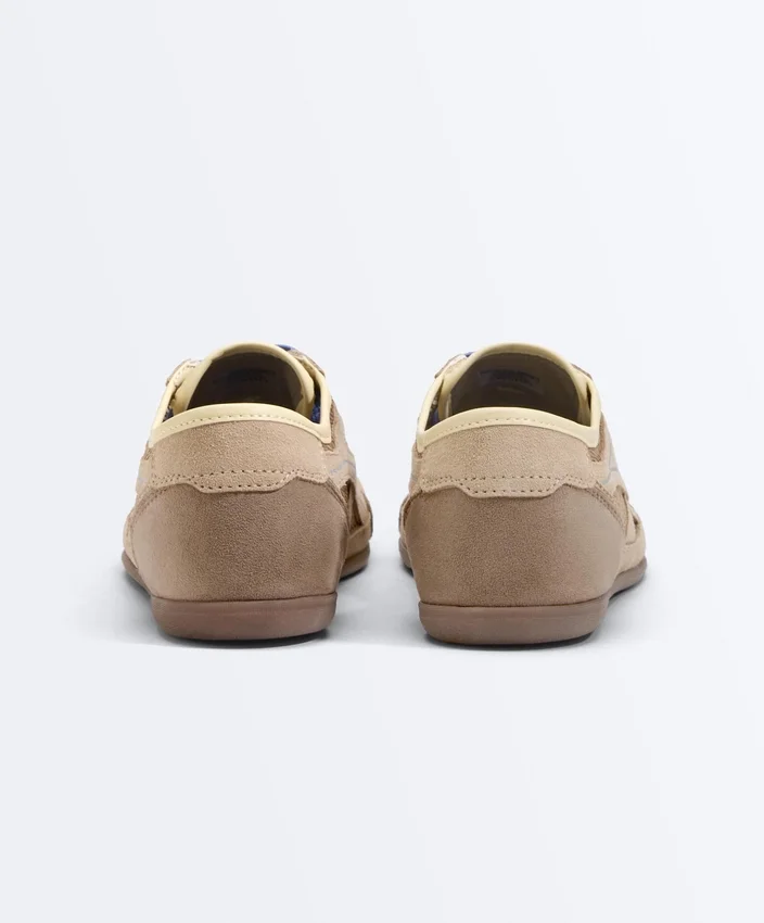 Baskets en daim refendu et mesh Baskets en daim refendu et mesh