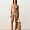 Bikinis à vagues contrastées en crochet Bikinis à vagues contrastées en crochet
