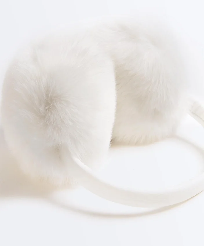 Cache-oreilles en fausse fourrure Cache-oreilles en fausse fourrure