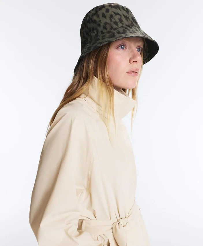 Chapeau imperméable 10K à imprimé léopard Chapeau imperméable 10K à imprimé léopard
