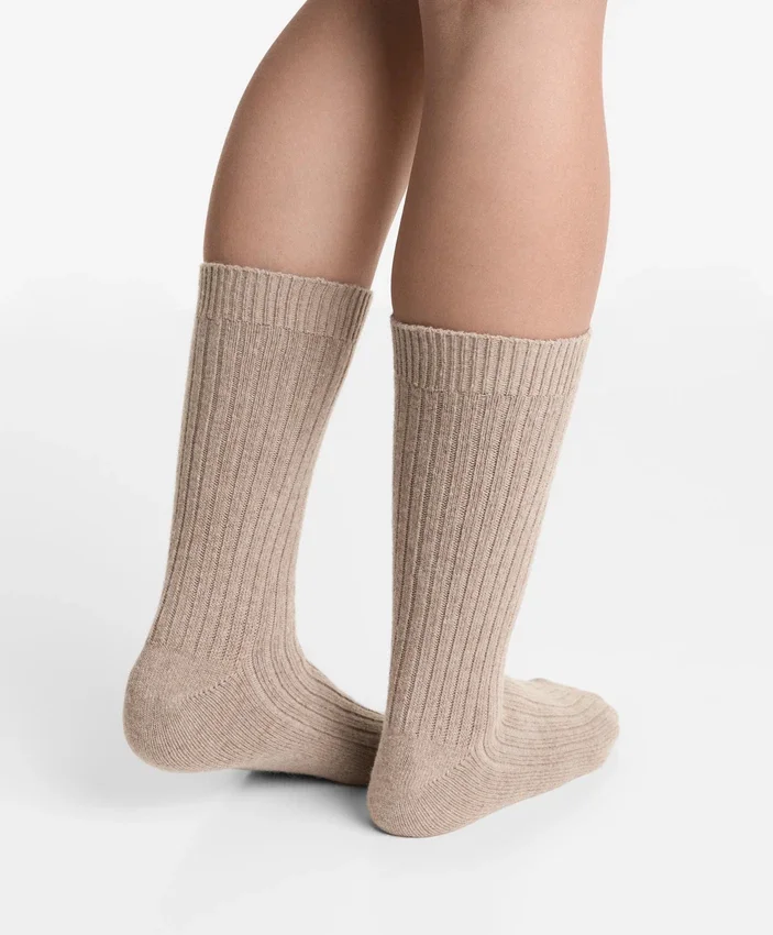 Chaussettes classiques 15 % cachemire, 10 % laine Chaussettes classiques 15 % cachemire, 10 % laine
