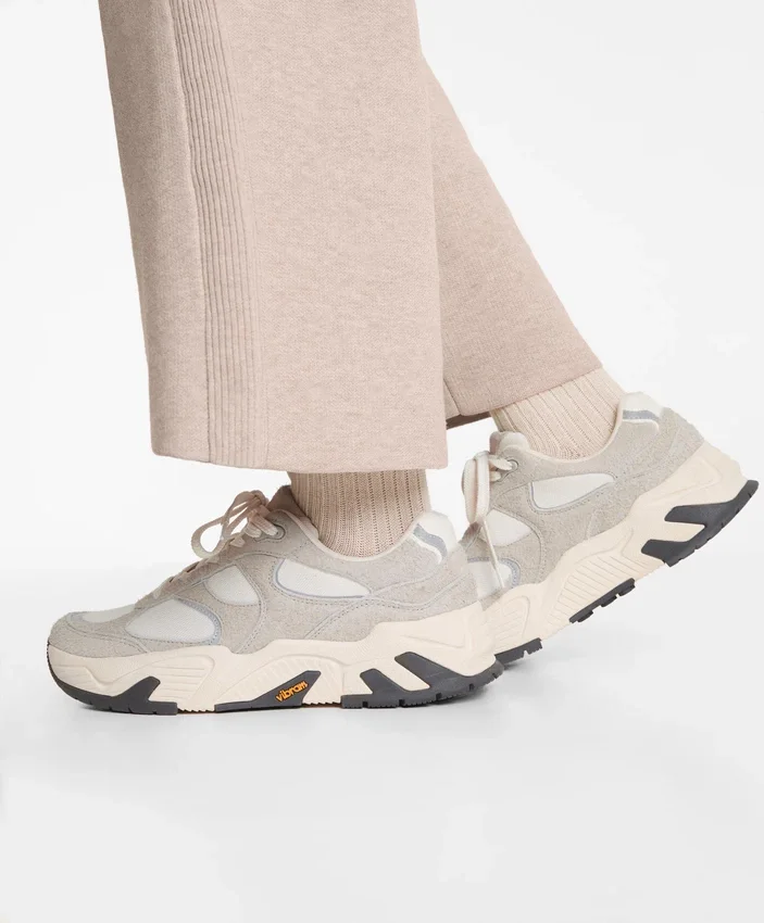 Chaussettes classiques 15 % cachemire, 10 % laine Chaussettes classiques 15 % cachemire, 10 % laine