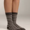 Chaussettes classiques en 19 % cachemire et 12 % laine Chaussettes classiques en 19 % cachemire et 12 % laine