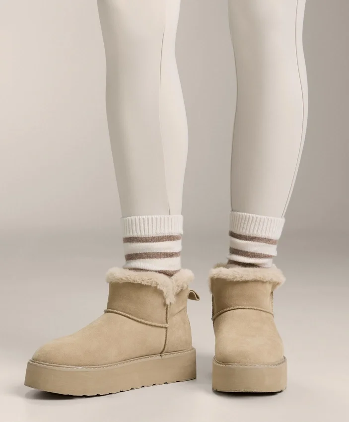 Chaussettes classiques en 19 % cachemire et 12 % laine Chaussettes classiques en 19 % cachemire et 12 % laine