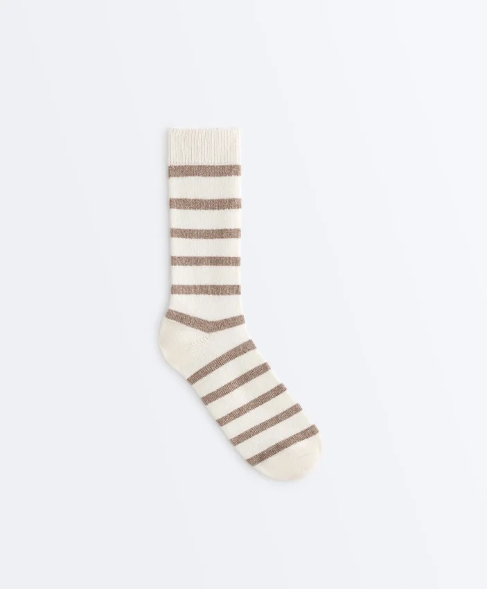 Chaussettes classiques en 19 % cachemire et 12 % laine Chaussettes classiques en 19 % cachemire et 12 % laine