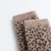 Chaussettes classiques en 19 % cachemire et 12 % laine Chaussettes classiques en 19 % cachemire et 12 % laine