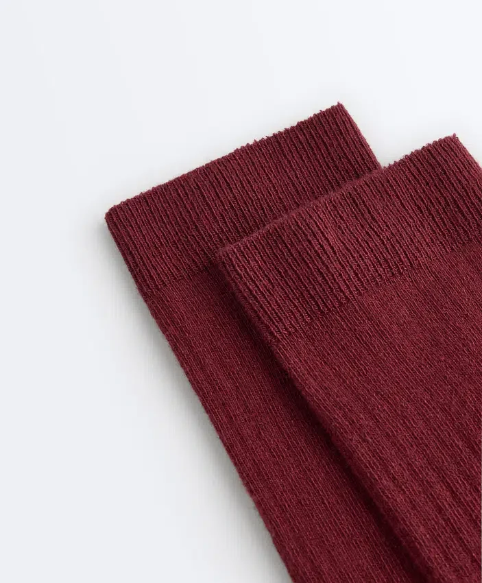 Chaussettes classiques en mélange de modal avec 13 % de cachemire Chaussettes classiques en mélange de modal avec 13 % de cachemire